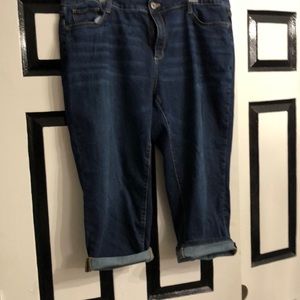 Capri blue jean jeans